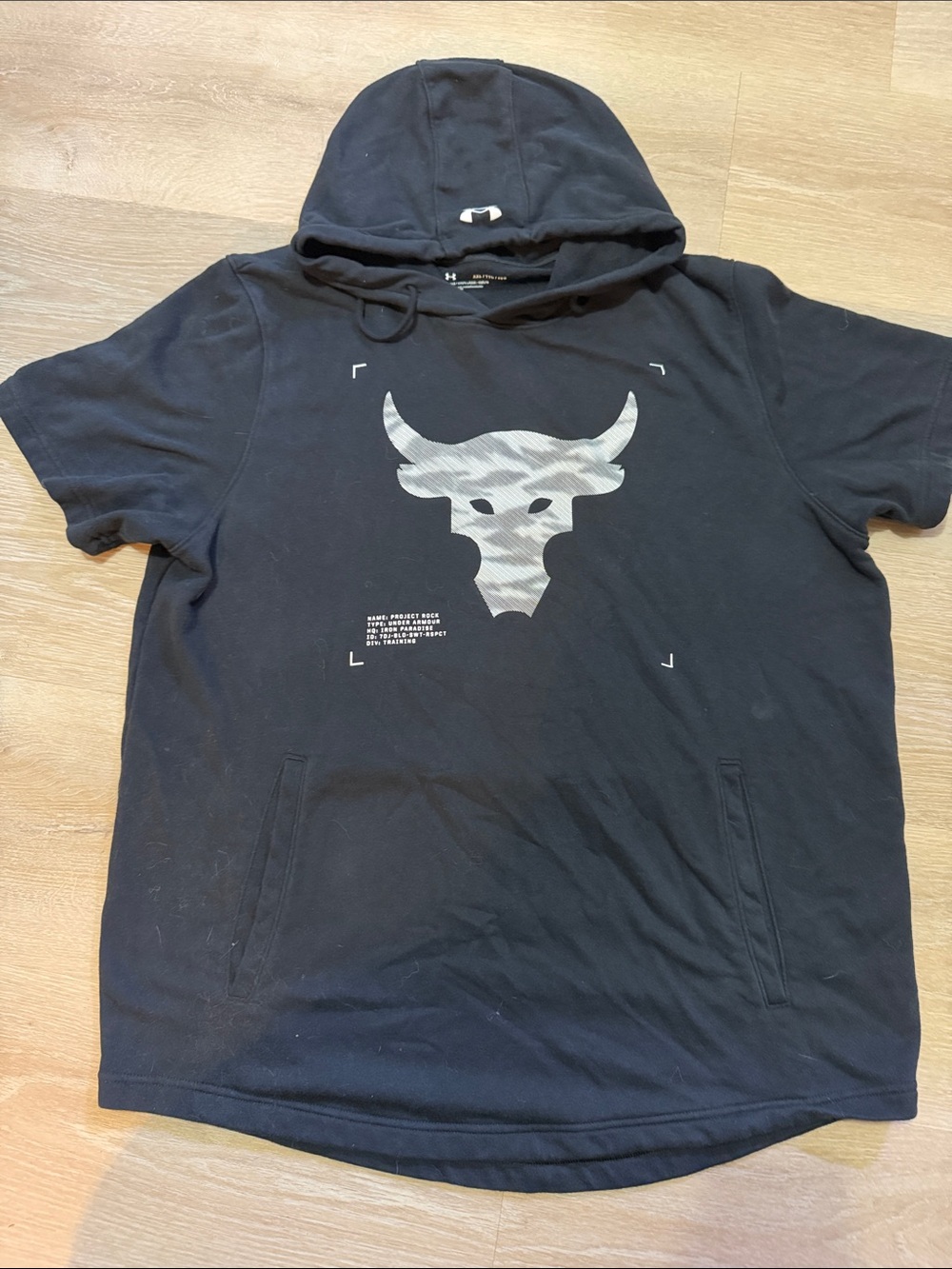 Under Armour Black Short-Sleeve Hooded Graphic Shirt with Gray Bull Logo